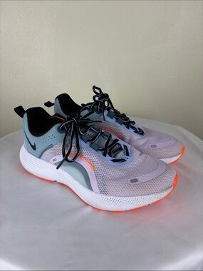 Nike React Escape Run 2 Sneakers Womens Size 10 Doll Black Light Marine
Running